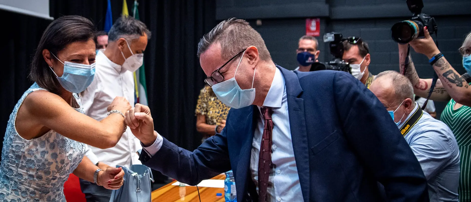 Elezioni Reggio, Klaus Davi sfida gli 'ndranghetisti: «Vi rompo il culo»