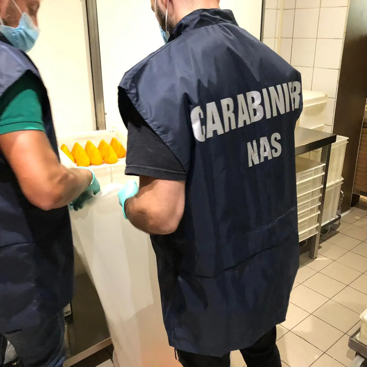 Reggio Calabria e Melito, sequestri e sanzioni dei Nas per 10 mila euro