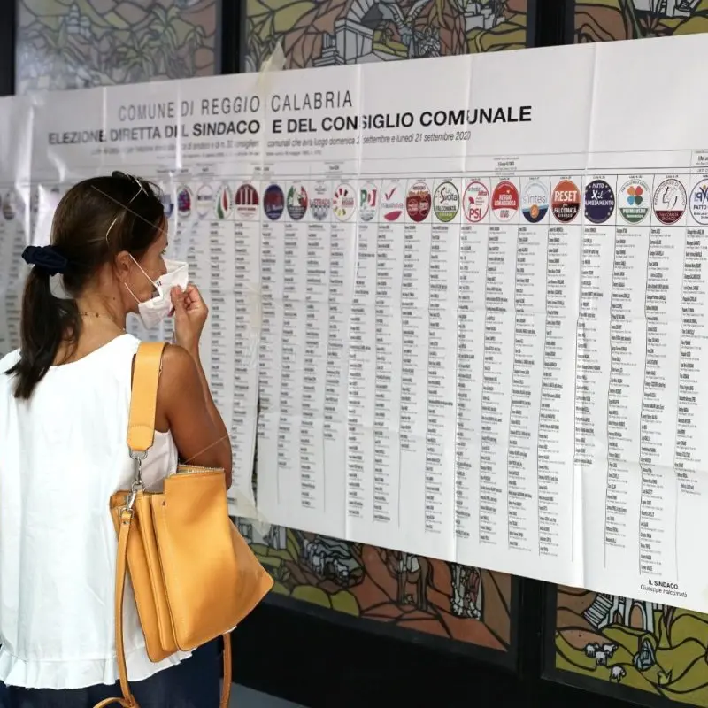 AMMINISTRATIVE 2023 | Elezioni comunali a Fiumara, è sfida a due con molti uscenti