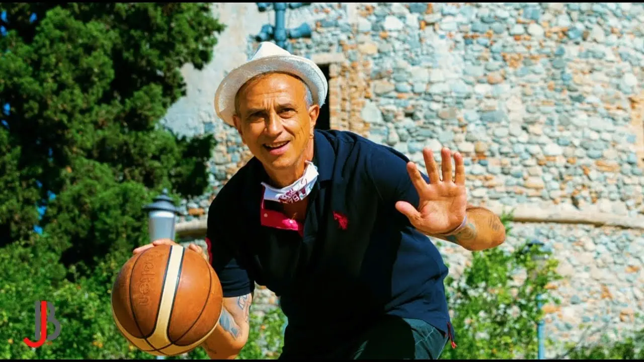 Basket, Alfredo Auspici va a canestro. Presto un format con la Viola