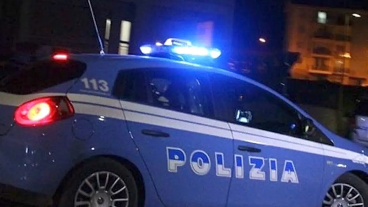 Reggio Calabria, indicano sull’autocertificazione di “lavorare per Skai”. Denunciati dalla Polizia