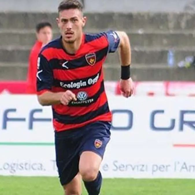 Calcio, la Reggina cede Edoardo Blondett all'Alessandria