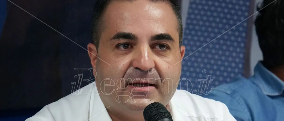 Aeroporto dello Stretto, Cannizzaro: «Task force comunale? Il sindaco parla senza titoli»