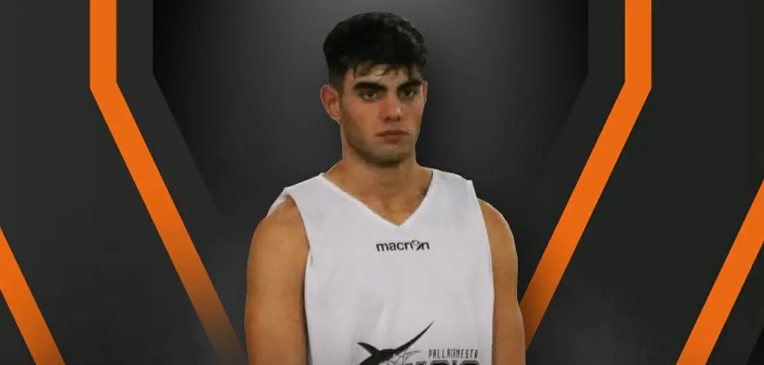 Basket, la Viola esulta: Centofanti resta in neroarancio