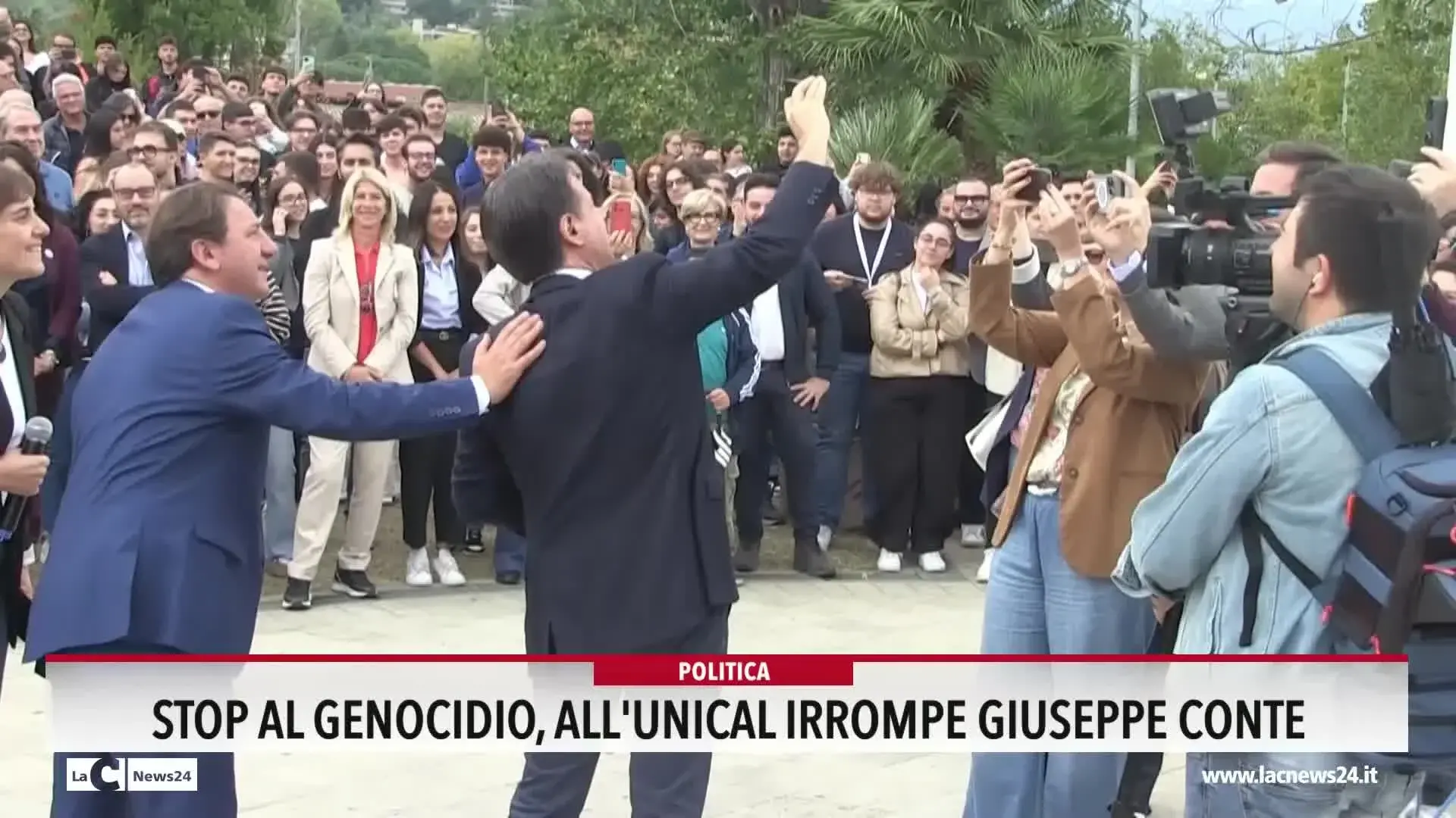 Stop al genocidio, all'Unical irrompe Giuseppe Conte