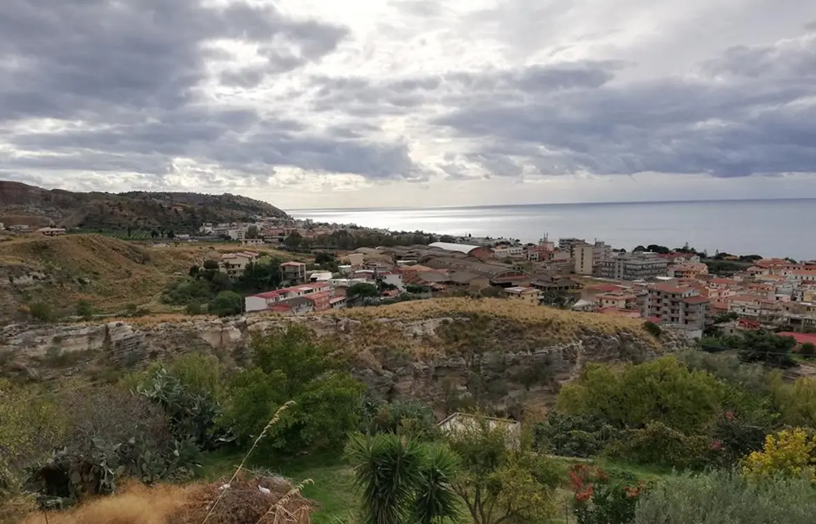 Coronavirus Lazzaro, Crea: «I cittadini siano subito informati sui contagi eventuali»