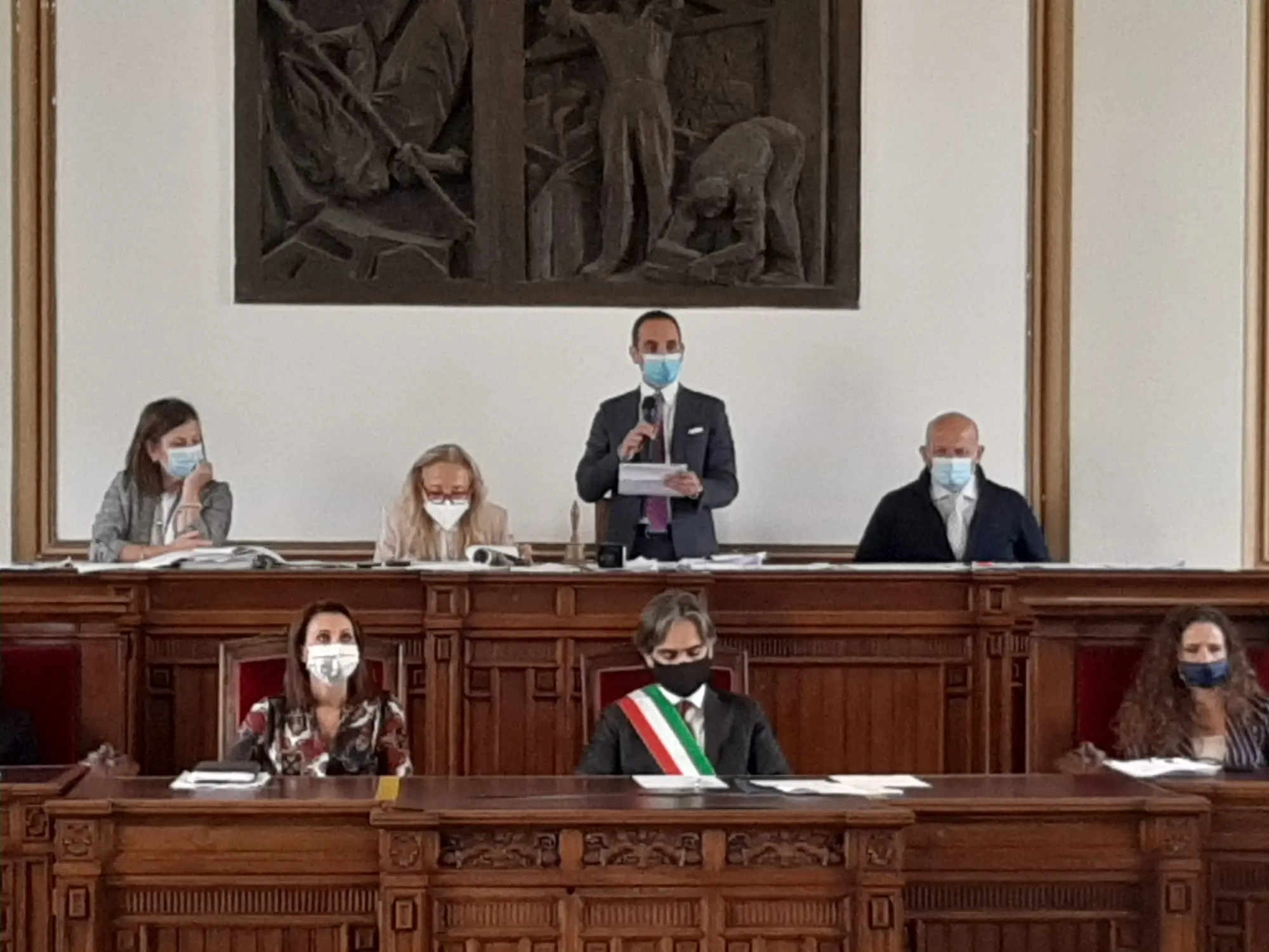 Consiglio comunale Reggio, Marra presidente grazie al \"soccorso rosso\" di Pazzano