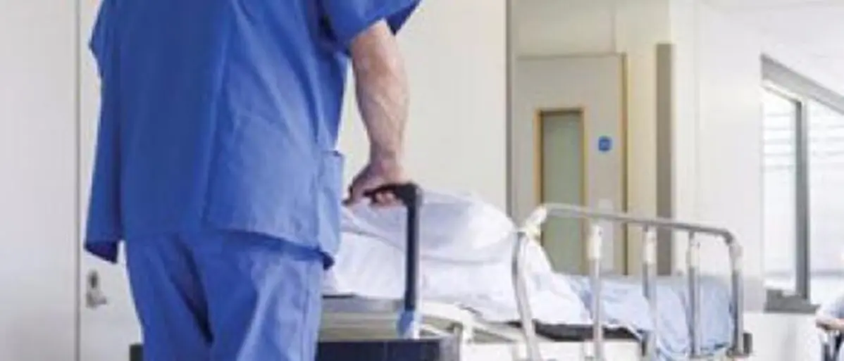 Malasanità in Calabria, tetraplegico dopo un intervento: La moglie chiede giustizia