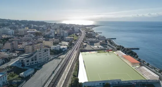 Pellaro, SS106: una rotatoria e un semaforo a 300 metri. «Così si sabota la mobilità del territorio»