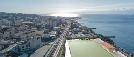 Pellaro, SS106: una rotatoria e un semaforo a 300 metri. «Così si sabota la mobilità del territorio»