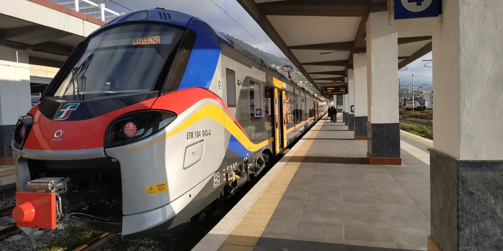 Trasporto pubblico, Staine: «Scoprire la Calabria con treni e bus. Arricchiti i collegamenti con le spiagge»