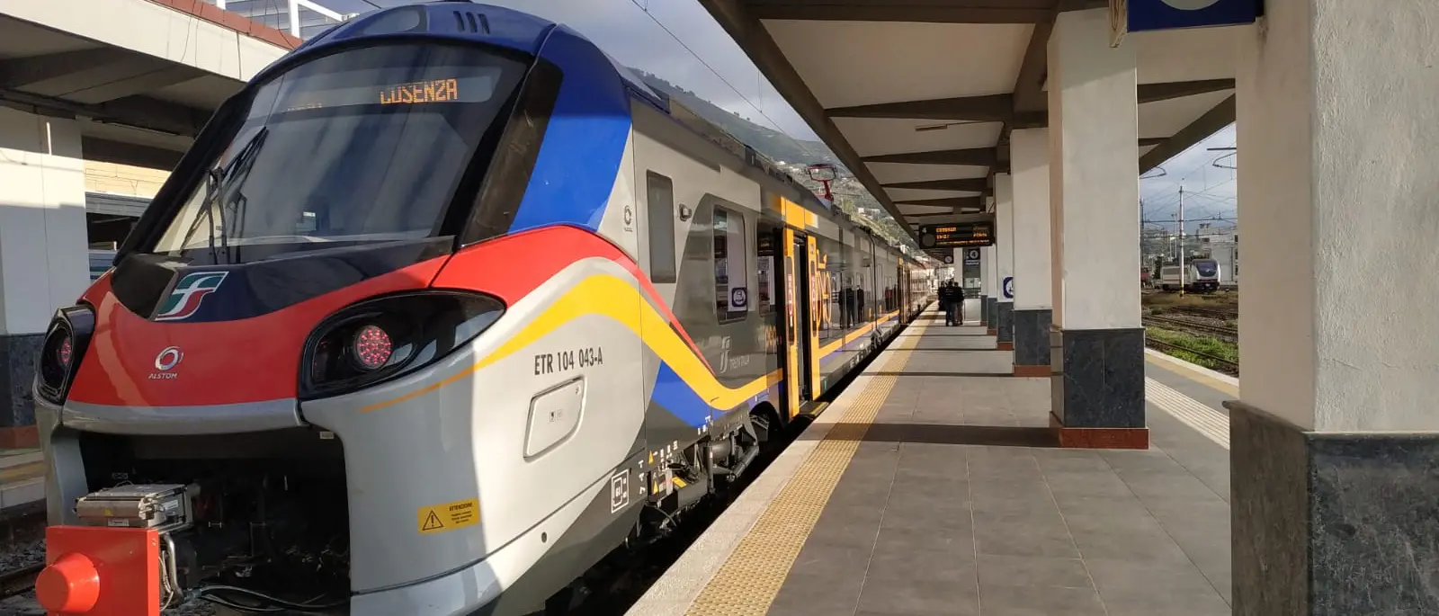 Trasporto pubblico, Staine: «Scoprire la Calabria con treni e bus. Arricchiti i collegamenti con le spiagge»