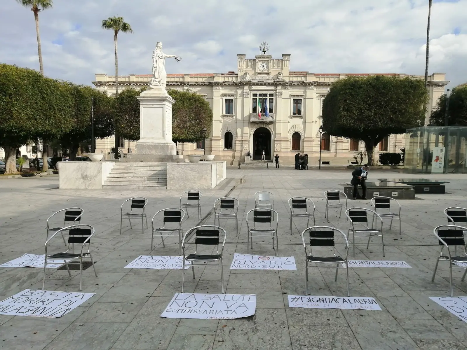 Coronavirus, nasce il collettivo MalaErba. Domenica sit-in in Piazza Italia