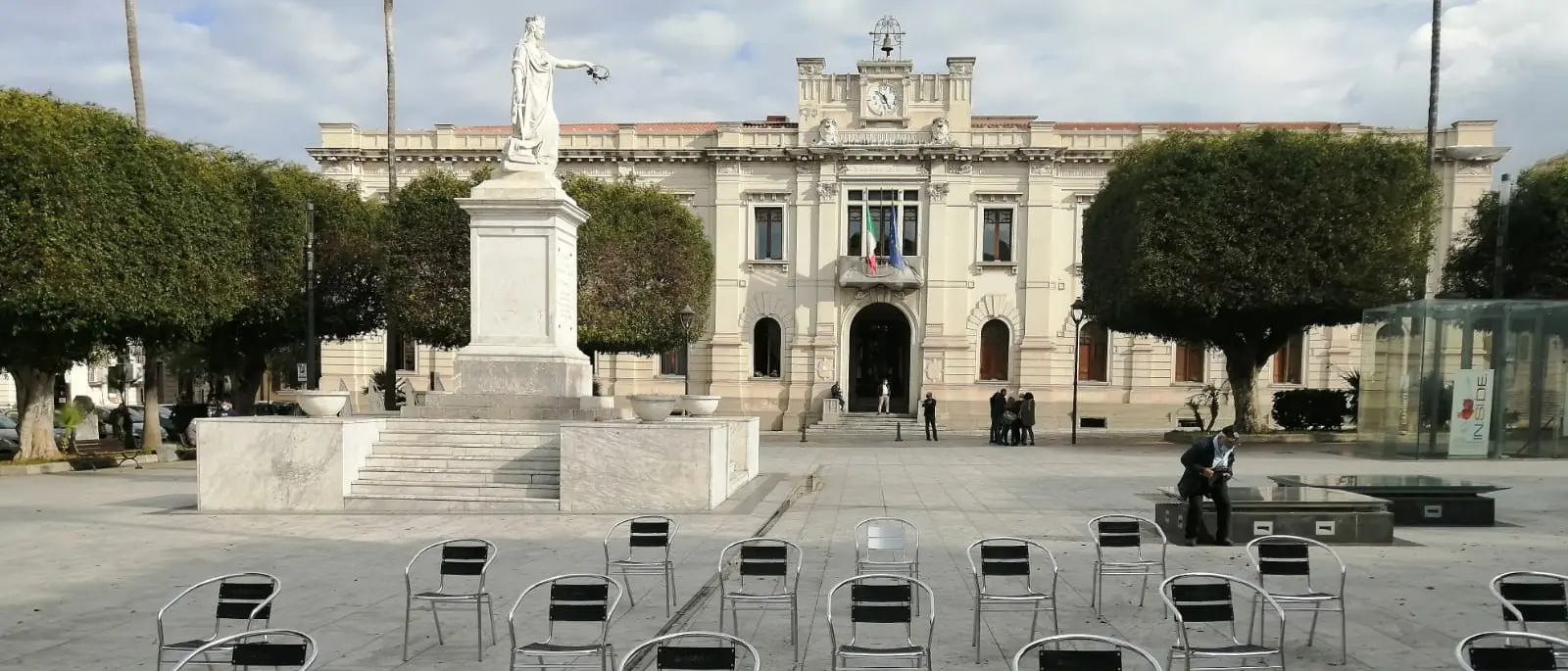 Coronavirus, nasce il collettivo MalaErba. Domenica sit-in in Piazza Italia