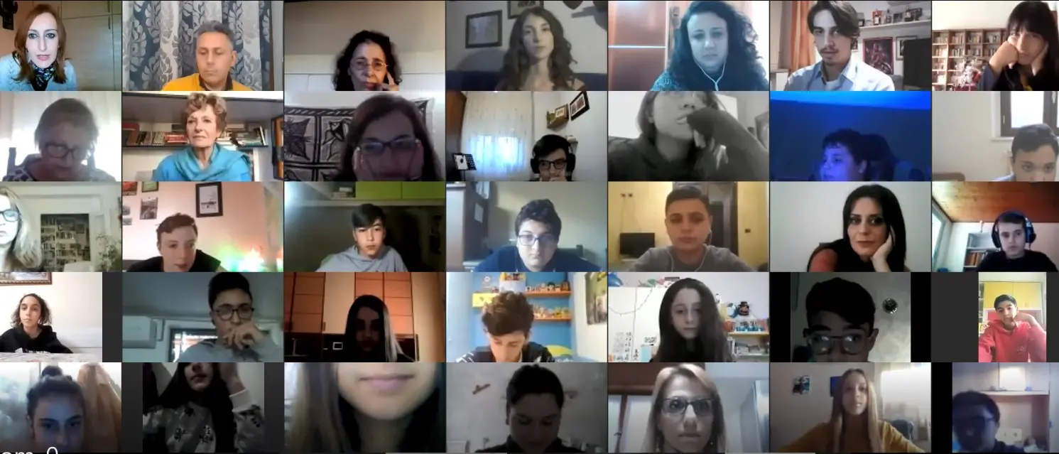 Scuola, celebrata al \"Catanoso-De Gasperi\" la giornata di lettura