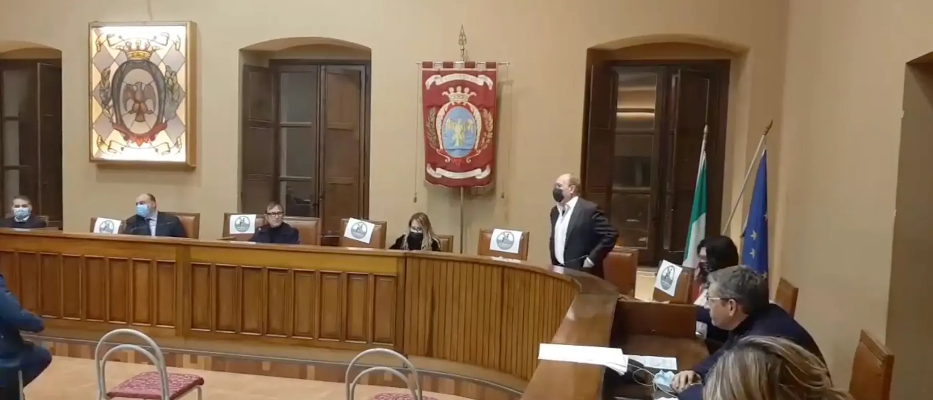 Locri, la \"maggioranza critica\": «Ok le scuole aperte, ma garantire sicurezza»