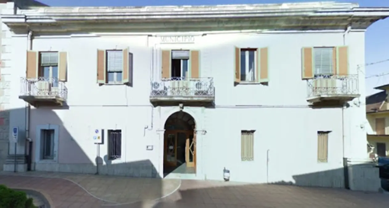 Cittanova, la maggioranza crolla sul conflitto di interessi del Sindaco Antico