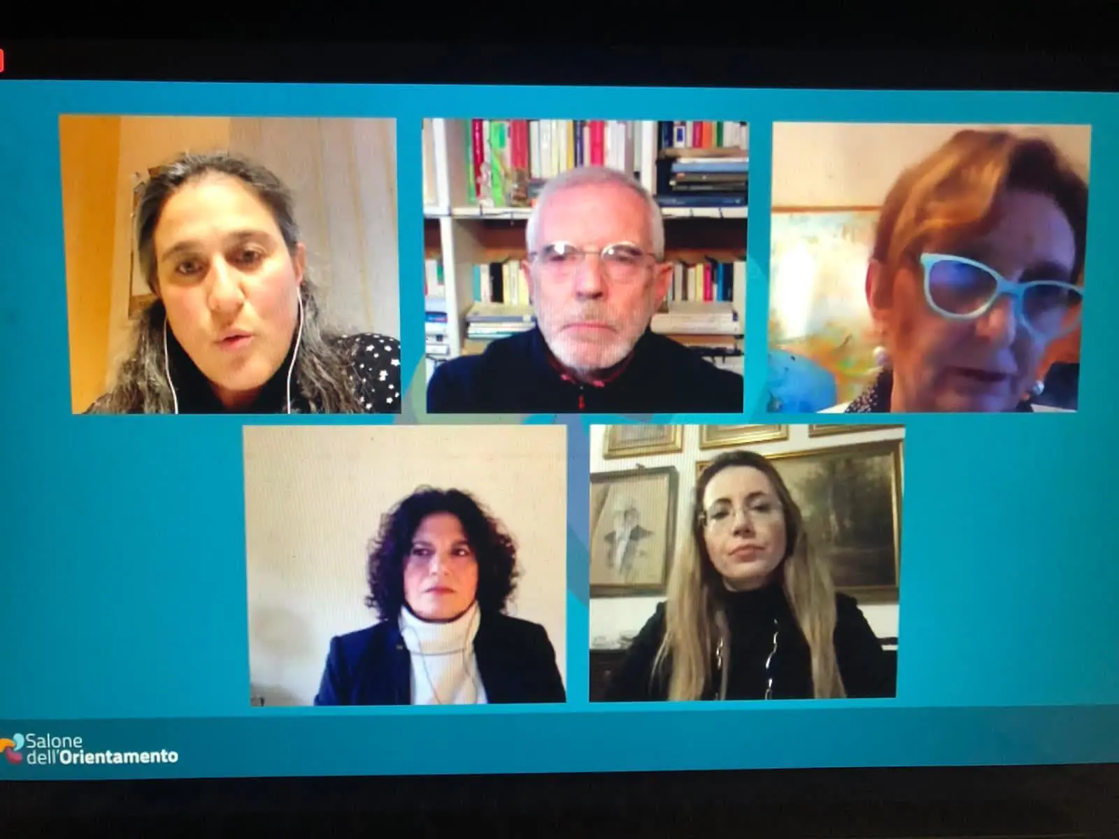 Reggio Calabria, al via online il salone dell'orientamento