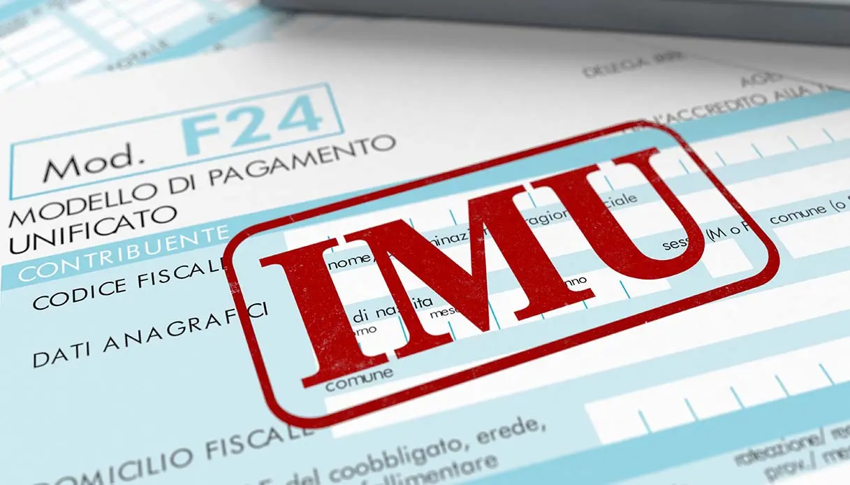 Acconto Imu 2023, a Reggio l'Hermes ricorda la data del pagamento