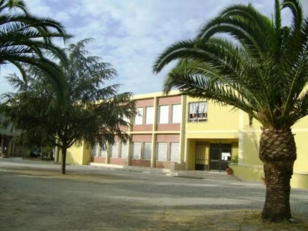 Reggio, Ic Radice-Alighieri: «Nessuna classe differenziale. Lavoriamo per integrare bambini rom»