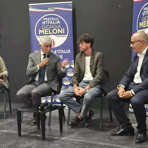 Regionali, il ministro Abodi a Crotone: «Occhiuto merita la rielezione, ha saputo immaginare un futuro positivo per la Calabria»\n