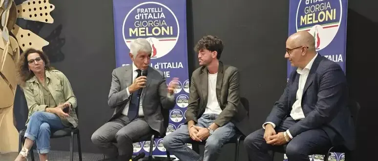 Regionali, il ministro Abodi a Crotone: «Occhiuto merita la rielezione, ha saputo immaginare un futuro positivo per la Calabria»\n