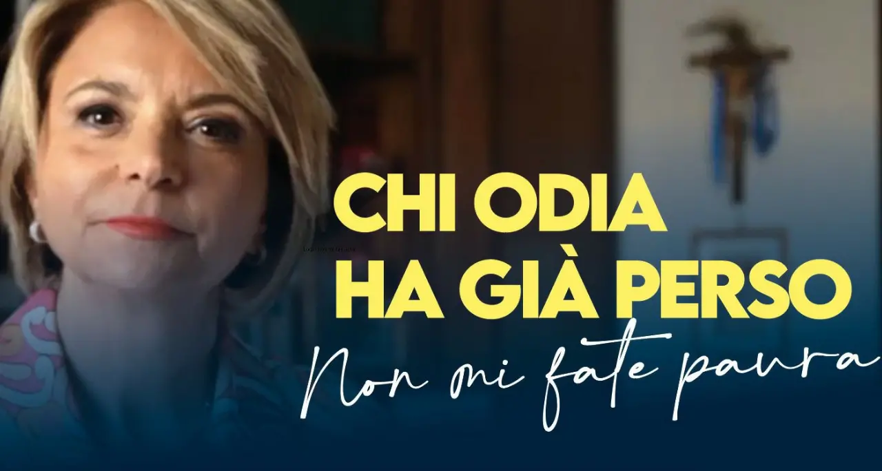 Vibo, Maria Limardo risponde a un hater che le augura di «bruciare viva»: «Tridico prenda le distanze da tutto questo odio»\n
