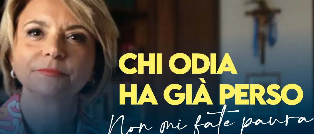 Vibo, Maria Limardo risponde a un hater che le augura di «bruciare viva»: «Tridico prenda le distanze da tutto questo odio»\n