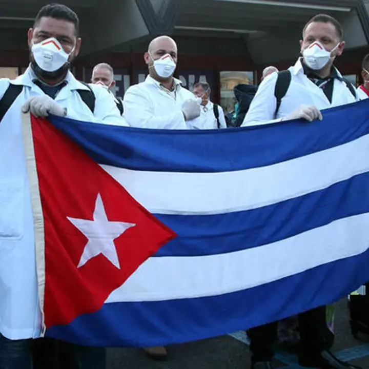 Medici cubani, grossi guai dagli Usa: sanzioni se la\u00A0Calabria verserà gli stipendi al regime e non ai singoli\n