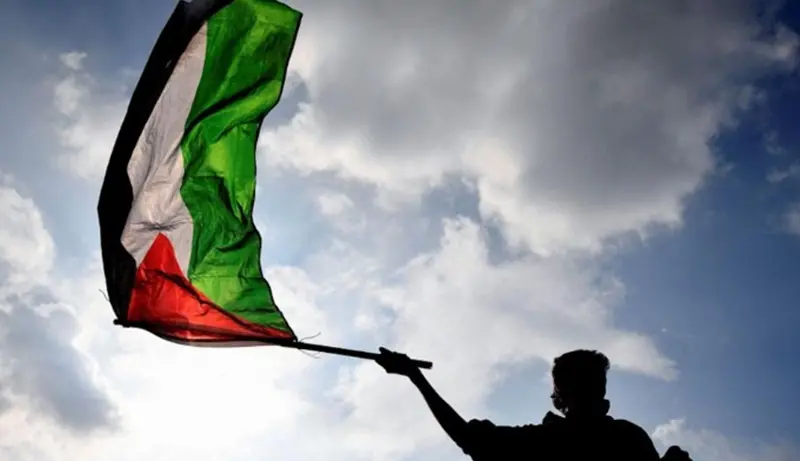 Sciopero per Gaza e la Flotilla: la Cgil Catanzaro-Crotone-Vibo pronta a scendere in piazza: «Faremo sentire la nostra voce»\n