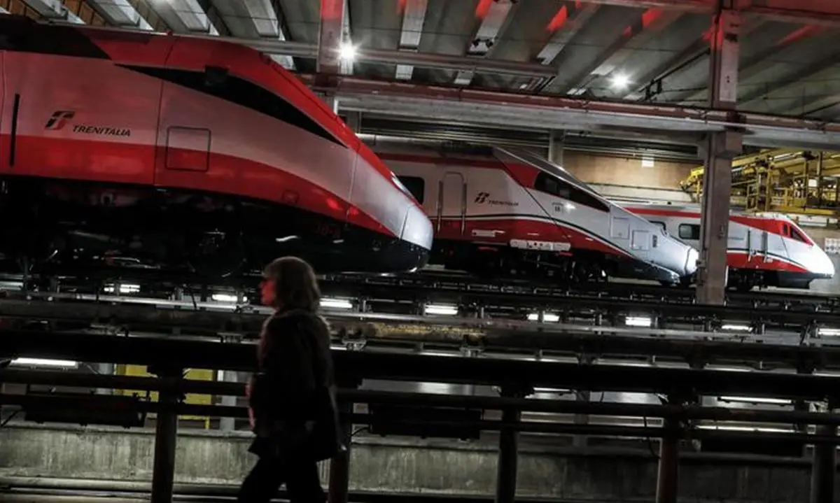Flotilla, circolazione ferroviaria sospesa alla stazione di\u00A0Bologna Centrale: «Manifestanti sulla linea»\n