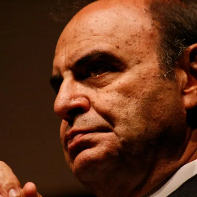 Bruno Vespa, il cerimoniere eterno del potere che rende presentabili anche i peggiori