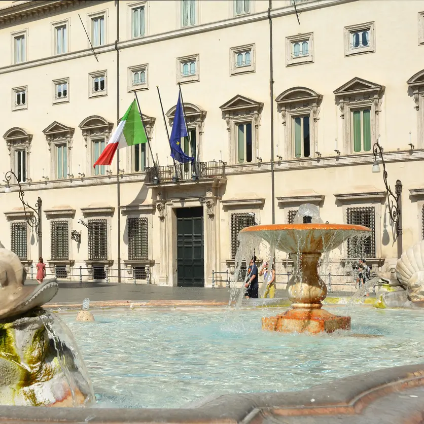 Ok al nuovo Documento di finanza pubblica:\u00A0conti in regola e deficit al 3%, ma rallenta la crescita del Paese\n