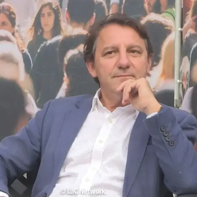 Elezioni regionali,\u00A0Tridico: «Niente bollo auto in Calabria finché non saranno garantite\u00A0strade degne»\n