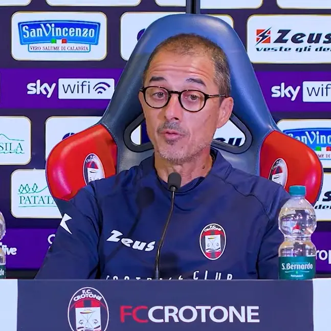 Verso Crotone-Picerno, Longo: «Partita speciale, serve concentrazione dall’inizio»\n