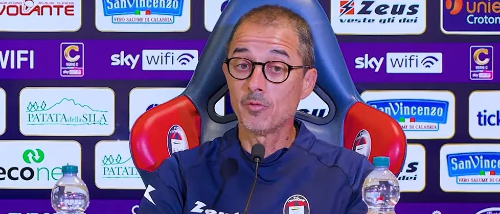 Verso Crotone-Picerno, Longo: «Partita speciale, serve concentrazione dall’inizio»\n