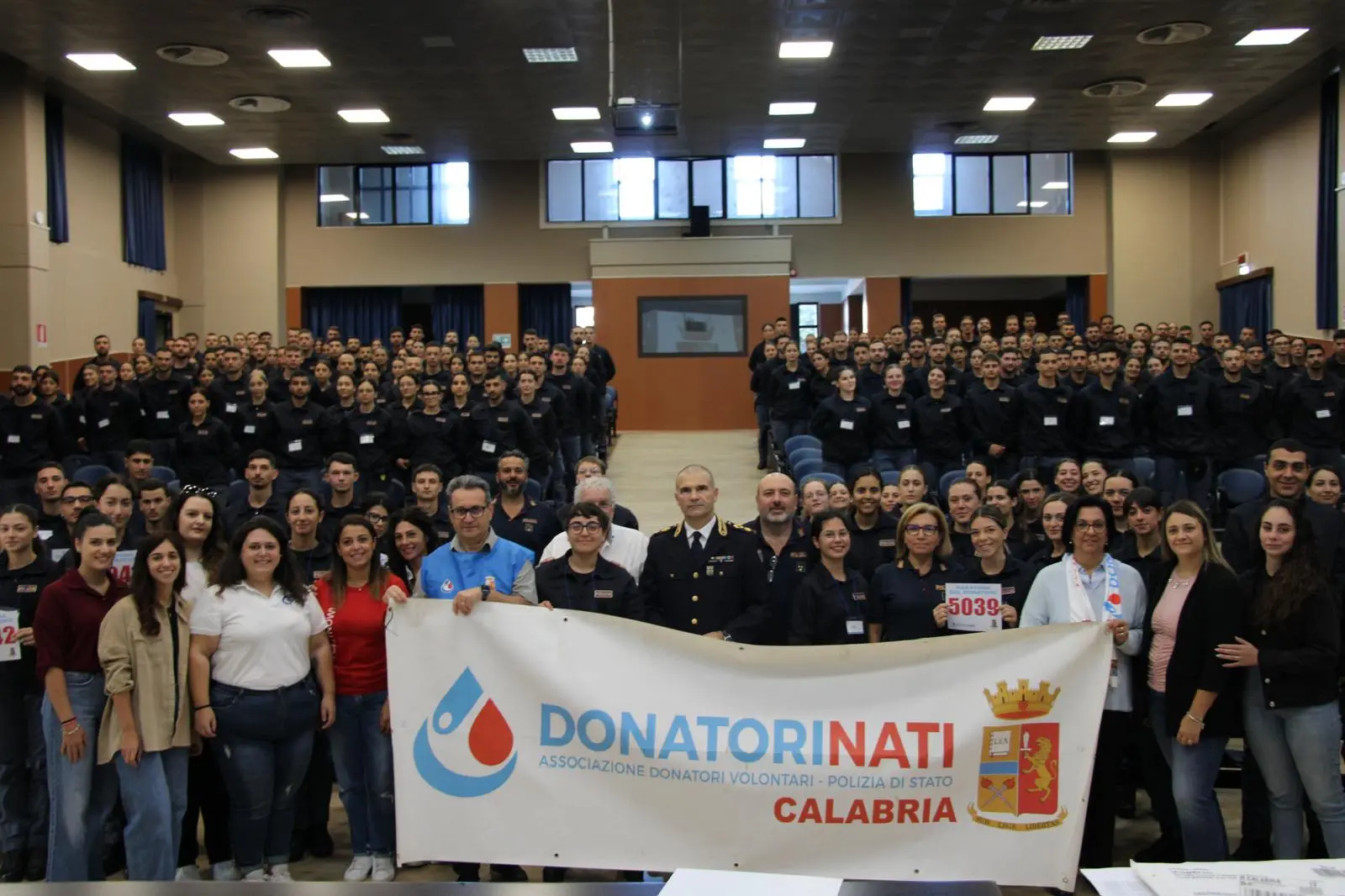 Gli allievi della Scuola di polizia di Vibo danno il via alla 11° edizione della Maratona del donatore: raccolte 24 sacche di sangue\n\n\n