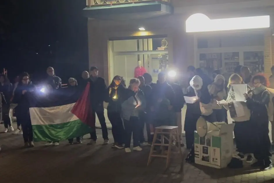 Flash mob a Castrovillari per Gaza