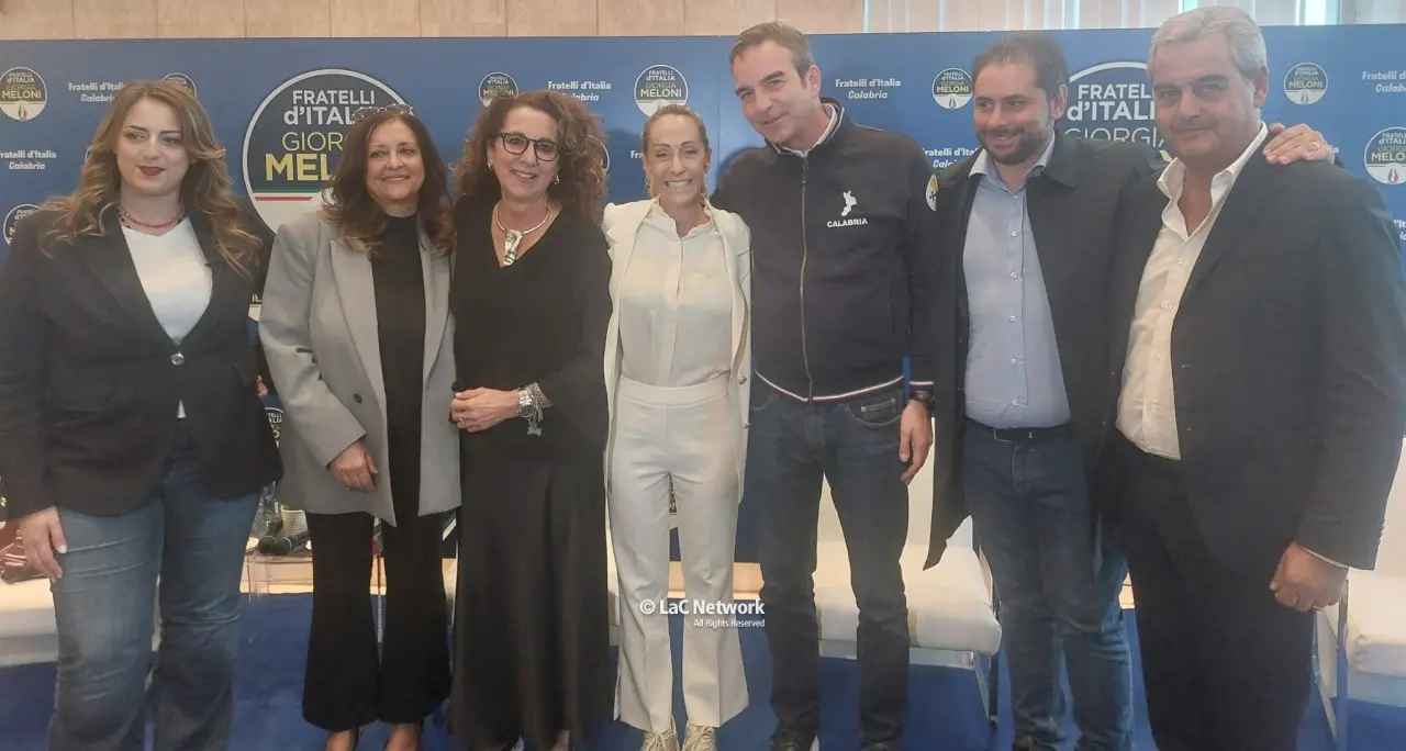 Arianna Meloni a Catanzaro: «La Calabria ha\u00A0risorse infinite, ma solo il centrodestra può liberare le sue energie»\n