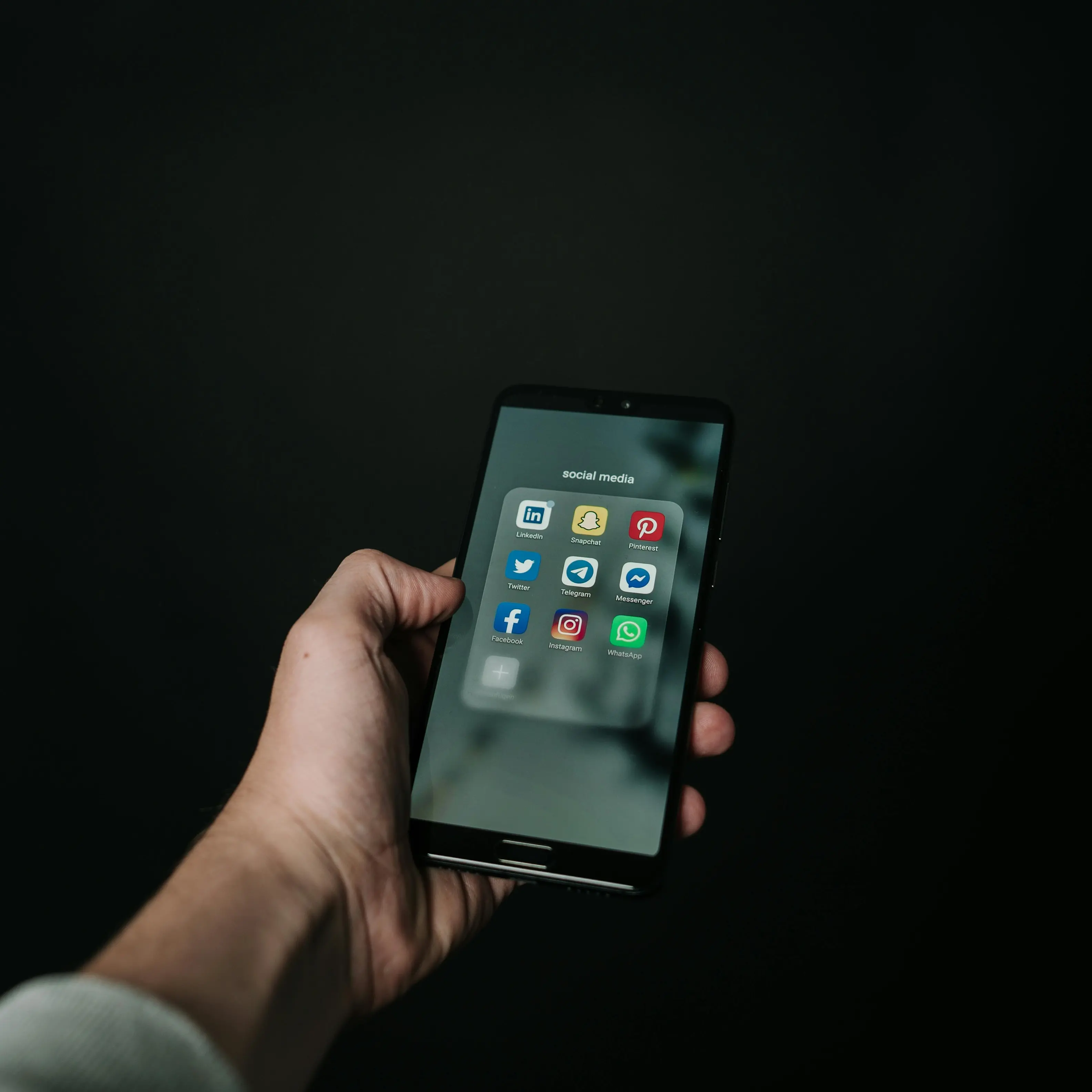 Il “clientelismo digitale”, la nuova frontiera della corruzione che sta avvelenando la democrazia\n