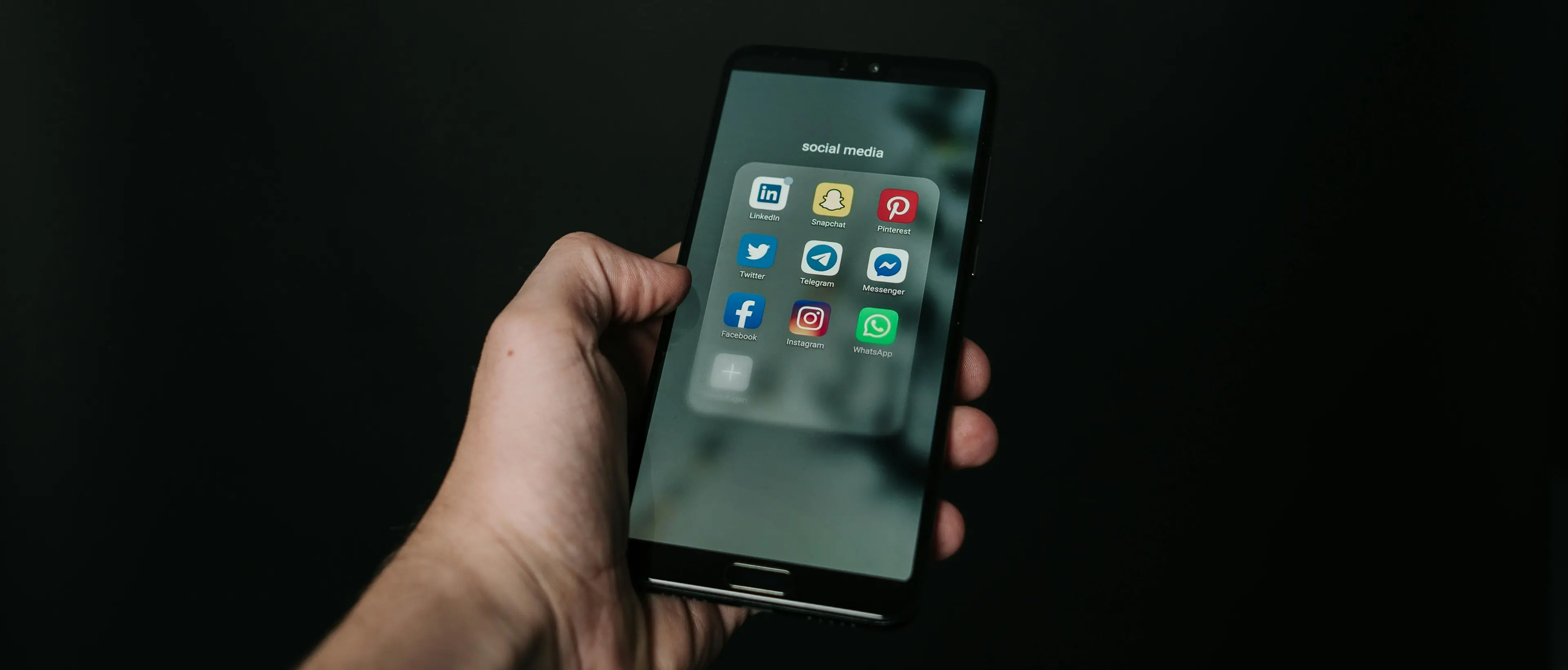 Il “clientelismo digitale”, la nuova frontiera della corruzione che sta avvelenando la democrazia\n