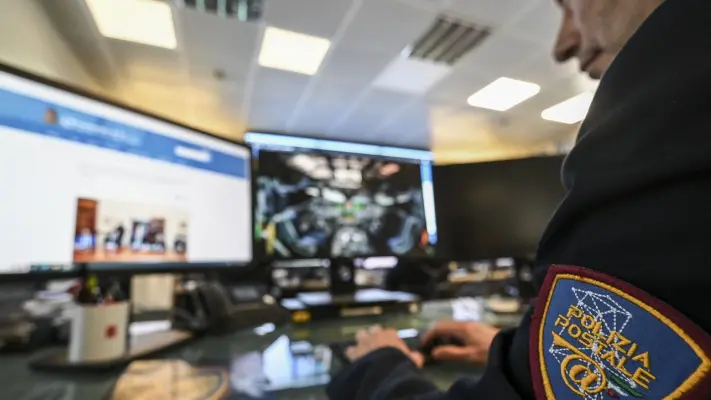 Pedopornografia online, operazione tra Sicilia e Calabria: tre persone arrestate e due denunciate\u00A0\n