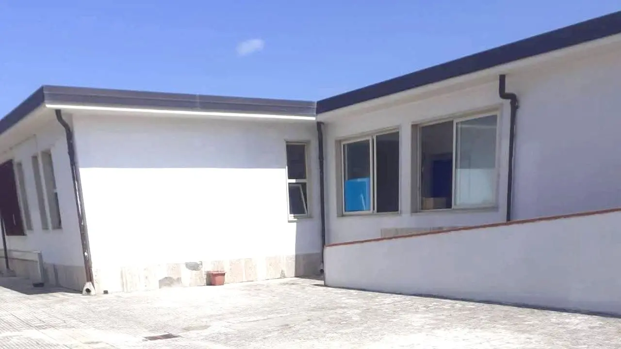 Gioia Tauro, vandalismo contro una scuola dell'infanzia: distrutti arredi e rubati i succhi di frutta dei bambini\n