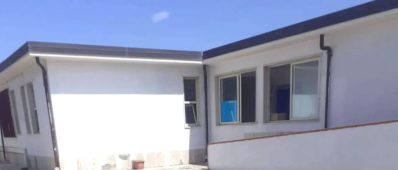 Gioia Tauro, vandalismo contro una scuola dell'infanzia: distrutti arredi e rubati i succhi di frutta dei bambini\n