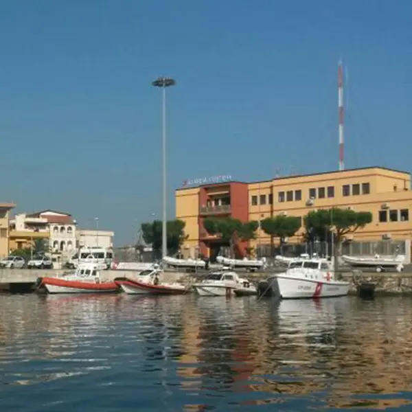 La Capitaneria di Porto di Vibo Marina apre al pubblico in occasione delle Giornate Fai d’autunno: il programma\n