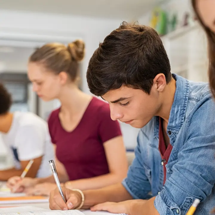A 6\u00A0scuole della provincia vibonese 201mila euro ciascuna per nuovi laboratori e innovazione digitale: ecco quali\n