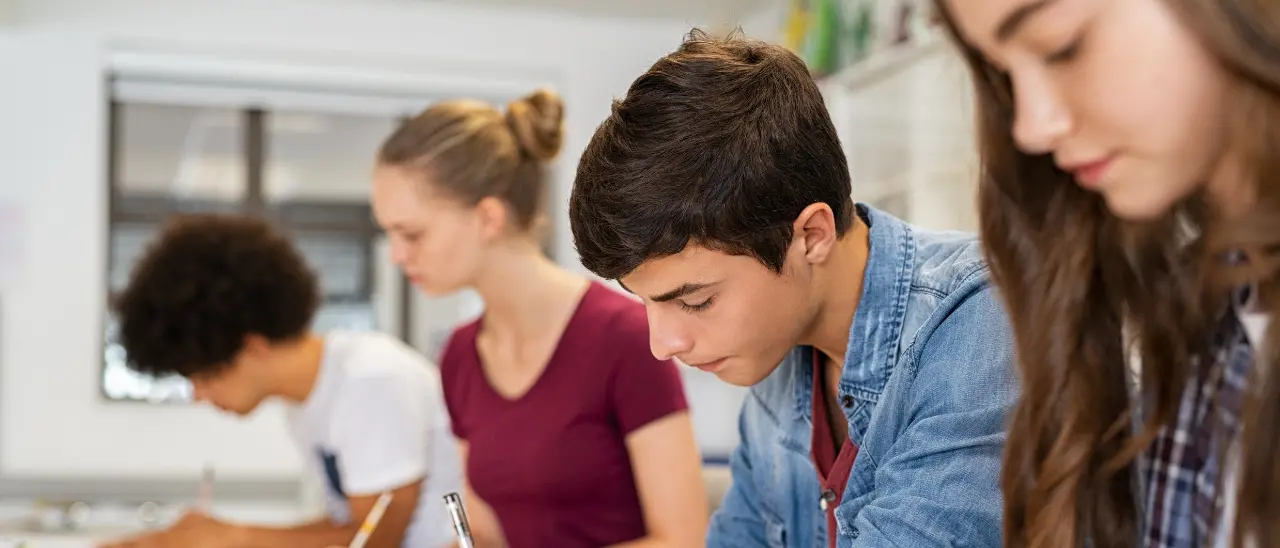 A 6\u00A0scuole della provincia vibonese 201mila euro ciascuna per nuovi laboratori e innovazione digitale: ecco quali\n