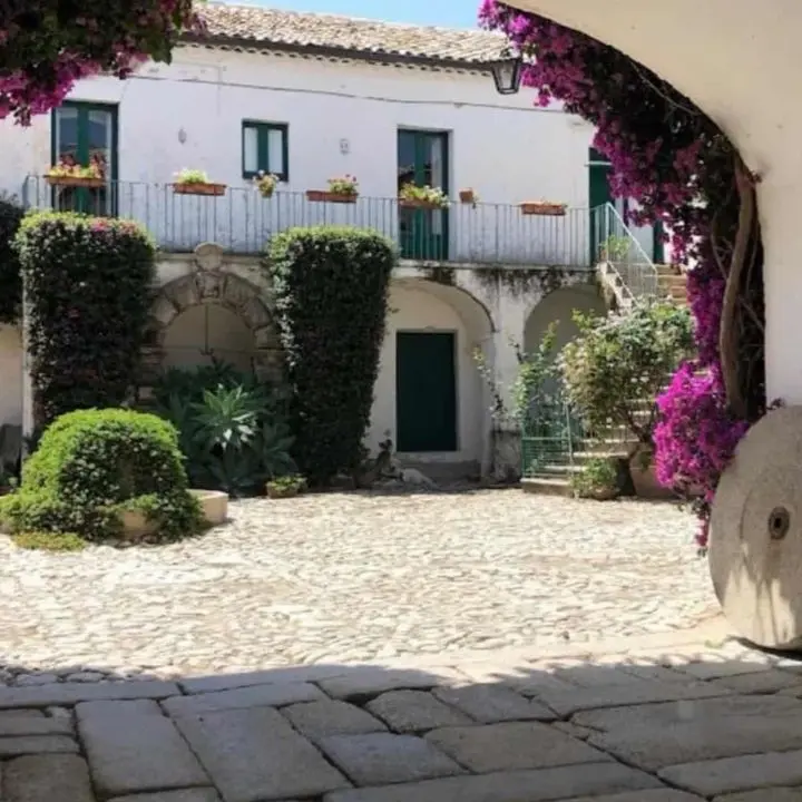 Giornate Fai, a Badolato tutto pronto per le visite all’antica Villa Paparo\n