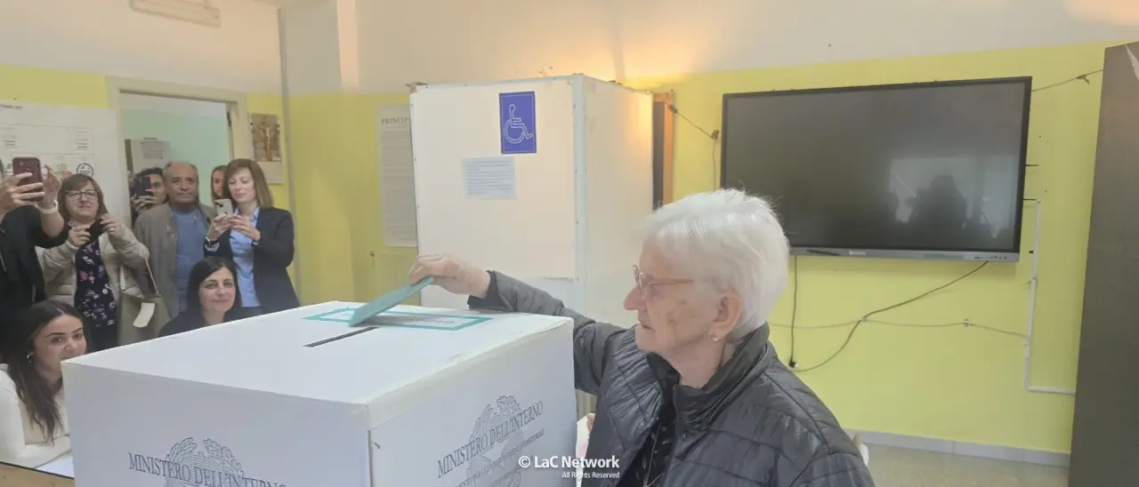A cento anni non rinuncia a votare, Maria Filomena Sarro al seggio di\u00A0Verbicaro: «È mio dovere»\n