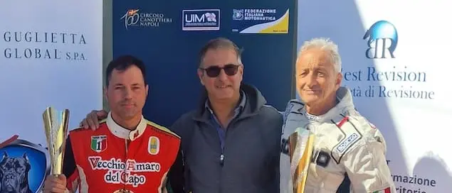 Motonautica offshore, Gullo porta la Calabria sul tetto del mondo:\u00A0nuovo record sulla tratta Napoli-Capri\n